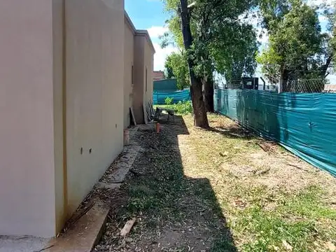 Hermosa Casa en Barrio Santa Lucia, Pilar del Este