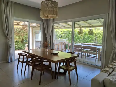 Casa en Alquiler Temporal de 3 dormitorios