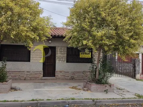 Casa Chalet  en Venta en Pablo Nogues, Malvinas Argentinas, G.B.A. Zona Norte