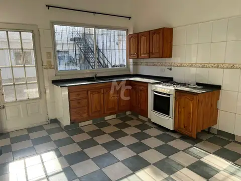 Depto Tipo Casa en Alquiler de 3 dormitorios
