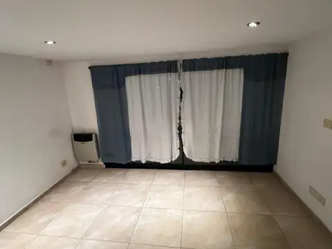 Departamento en Alquiler en La Plata, $ 600.000