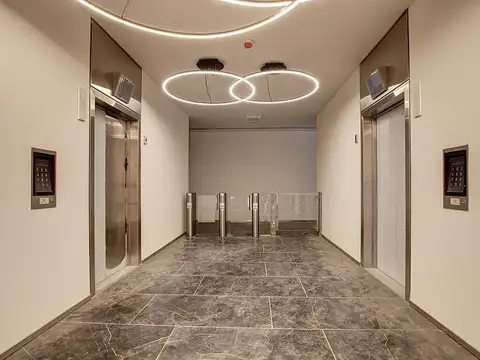 Oficina en Venta con 10 cocheras