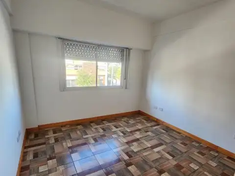 DEPTO EN ALQUILER BRANDSEN 5698 1ERO PISO WILDE