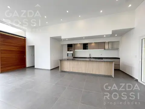 Casa en Venta en Countries y Barrios Cerrados en Ezeiza, USD 245.000