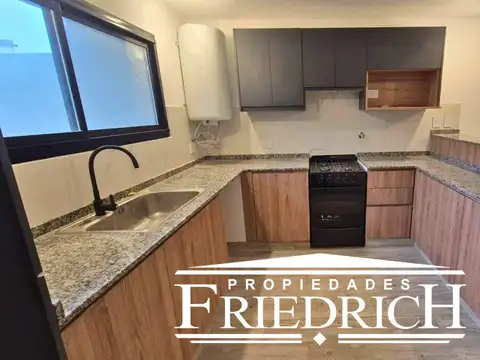 Casa 3 ambientes con 2 baños