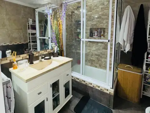 Local en Venta Via Pública