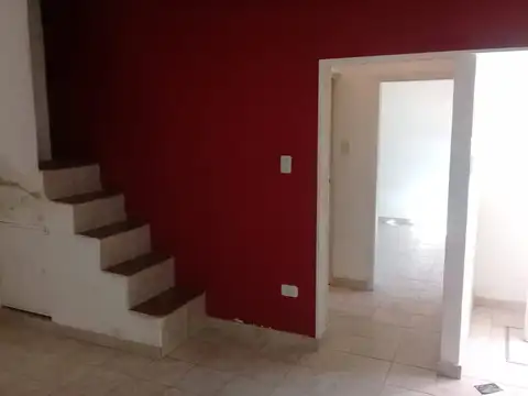 Depto Tipo Casa en Venta en Lanus Este, USD 55.000