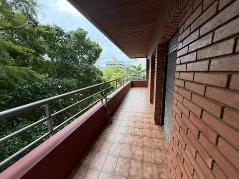 Departamento en Alquiler de 4 ambientes