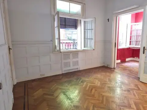 Departamento 5 ambientes con 2 baños