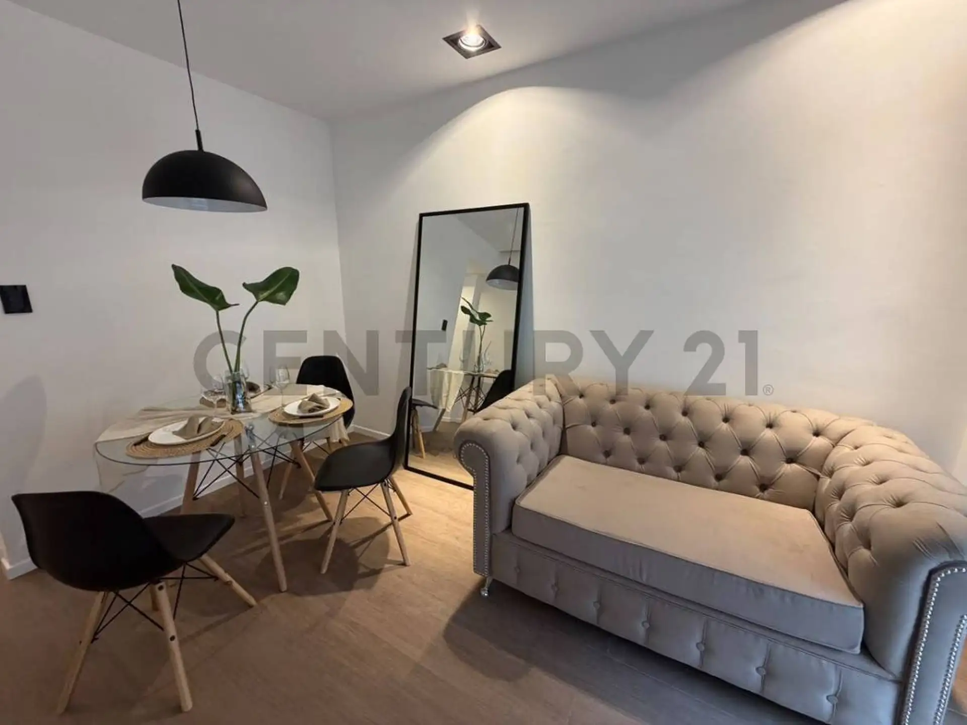 Venta departamento 2 ambientes reciclado al frente