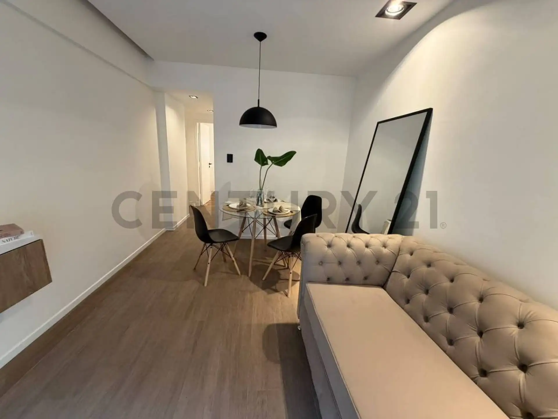 Venta departamento 2 ambientes reciclado al frente