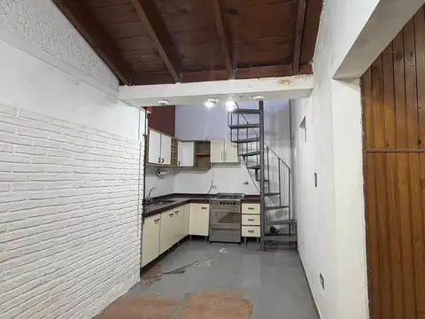 Depto Tipo Casa en Venta de 3 ambientes