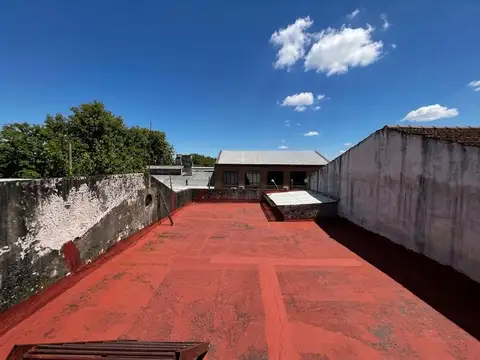Galpón en venta en Martínez