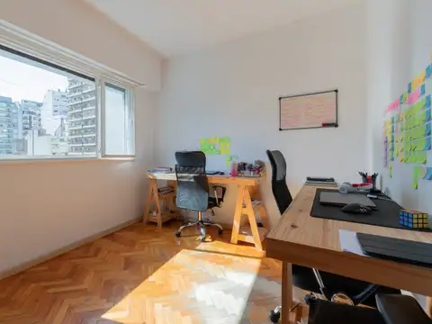 Departamento · Venta · 3 Ambientes · Con Dependencia Y Balcón · Almagro