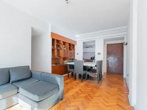 Mario Bravo 400, Piso 5