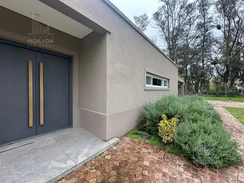 Venta Chacra a estrenar 5 ambientes Parque Riego Arboleda