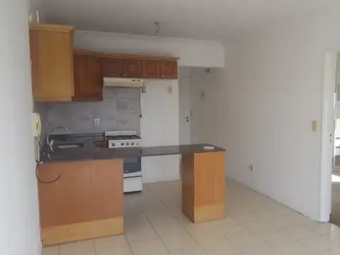 Departamento en Alquiler en Balsaretti, San Miguel