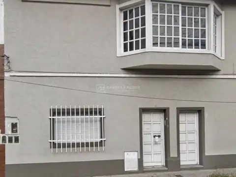Venta de Casa 4 ambientes en Haedo, Morón