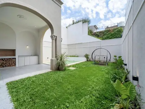 Venta/Financiacion Casa 3 Dormitorios Comodín Cochera Patio Piscina. Abasto