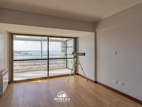 Departamento cuatro ambientes con excelente vista al mar