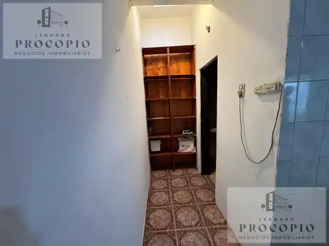 Casa 3 ambientes con 1 baño