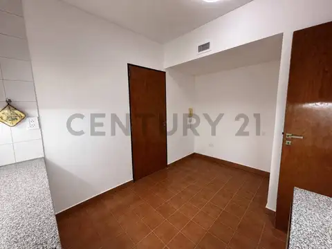Departamento 5 ambientes con 1 baño