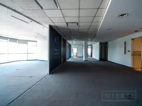 Oficinas en Alquiler sobre Panamericana y Malaver - Vicente López