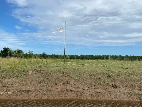 Terreno en Venta 22  mts Frente