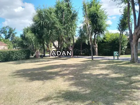 Terreno en Venta de 1930,0 m2