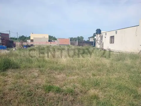 76 y 158. Lote en venta Barrio Los Cerezos 1.