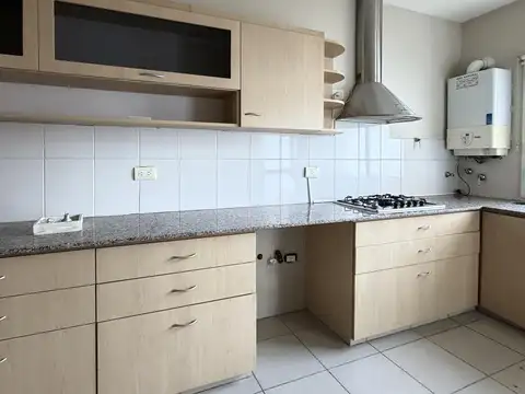 Casa en Alquiler en Neuquen, $ 2.400.000