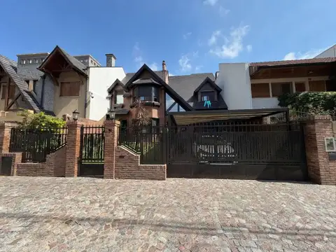 Casa - Venta - Argentina, Villa Sarmiento - Chassaing 66