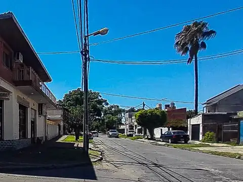 J.l. SUAREZ-IMPORTANTE PROPIEDA /LOCAL COMERCIAL Y VIVIENDA