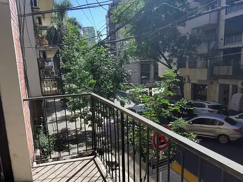 Venta Departamento 2 Ambientes Al Frente C/ Balcón - Recoleta - Apto Crédito