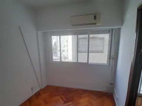 Departamento en Alquiler en Microcentro, $ 680.000