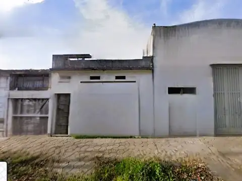 * LOTE DE 8,66 X 34 CON DEMOLICIÓN  * ZONIFICACION: U1a2  * FOT: 1,5  FOS: 0,6  y DENS.: 400 Hab./Ha