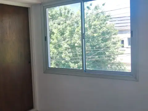 DEPARTAMENTO DE 3 AMBIENTES EN DUPLEX 3 AMB CON TERRAZA PROPIA SIN EXPENSAS