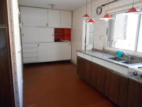 Departamento 4 ambientes con 3 baños