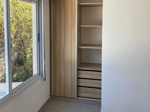 Casa en venta en Burzaco a estrenar
