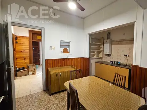 Casa 4 ambientes con 1 baño