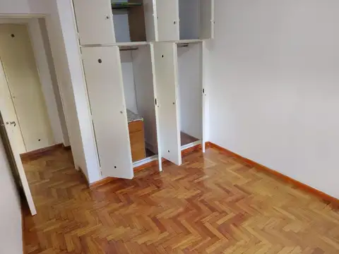 Departamento en Alquiler 50 años