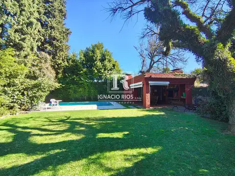Casa 7 ambientes con 5 baños