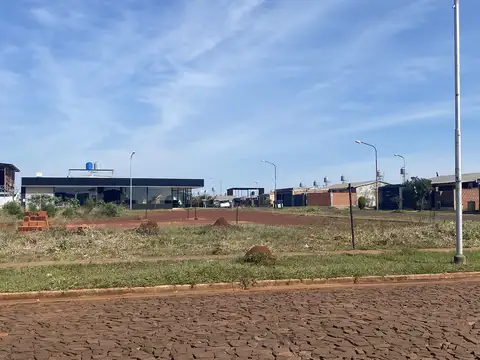 VENDO EXCELENTE TERRENO EN ITAEMBE GUAZU - POS MISIONES 