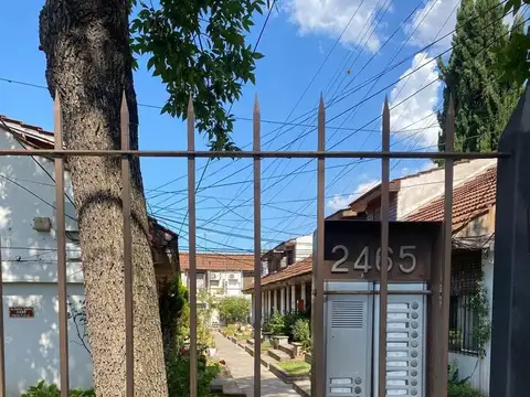 Depto Tipo Casa en Venta de 2 ambientes