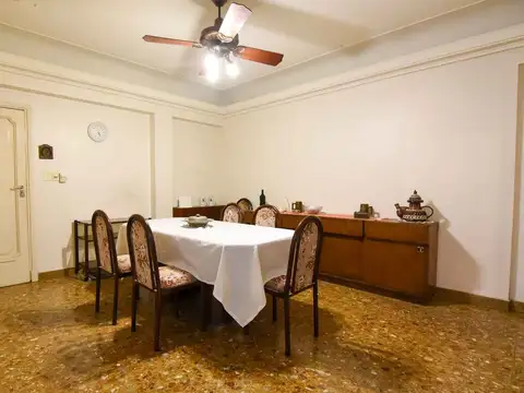Departamento en Venta en Chacarita, USD 140.000