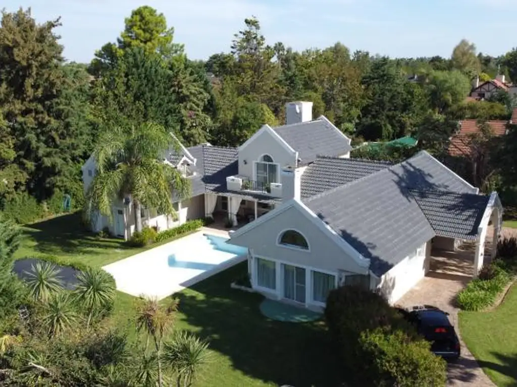 Casa en Alquiler en San Diego Country Club - 5 dormitorios