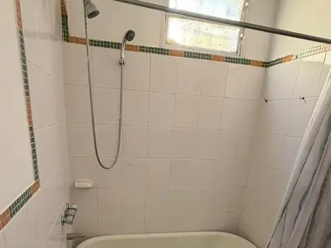 Depto Tipo Casa en Alquiler en Almagro, $ 1.100.000