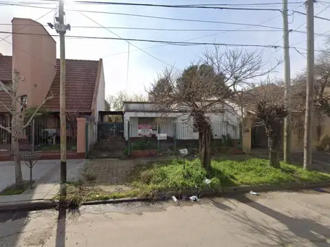 Casa en Venta a Reciclar en Monte Grande