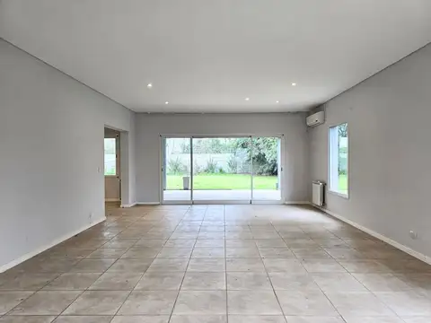 CASA en VENTA 4 AMB con JARDIN PARRILLA SAN MATIAS