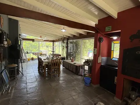 Excepcional vivienda en BARRIO DE CHACRAS LAGUNA VITEL